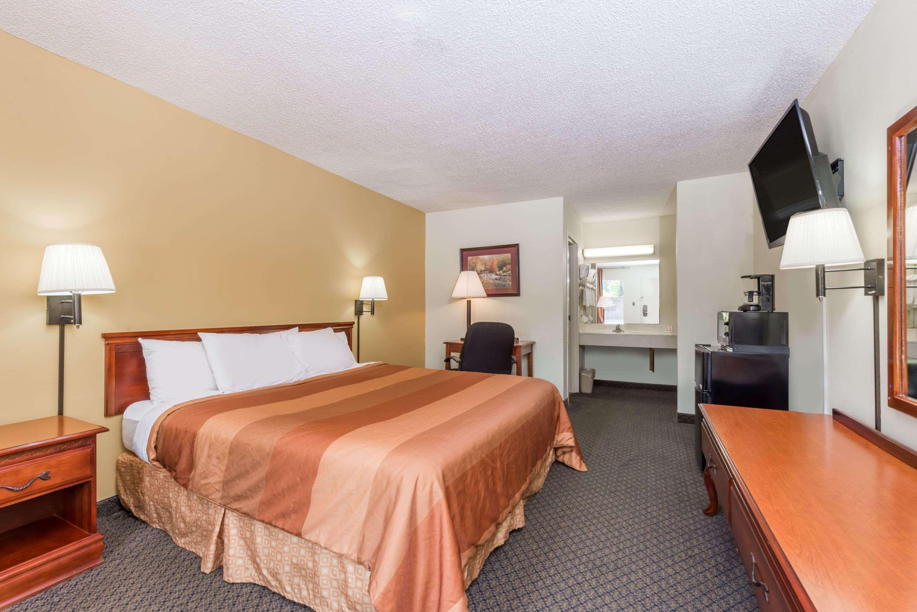 Days Inn By Wyndham Fort Payne Kültér fotó