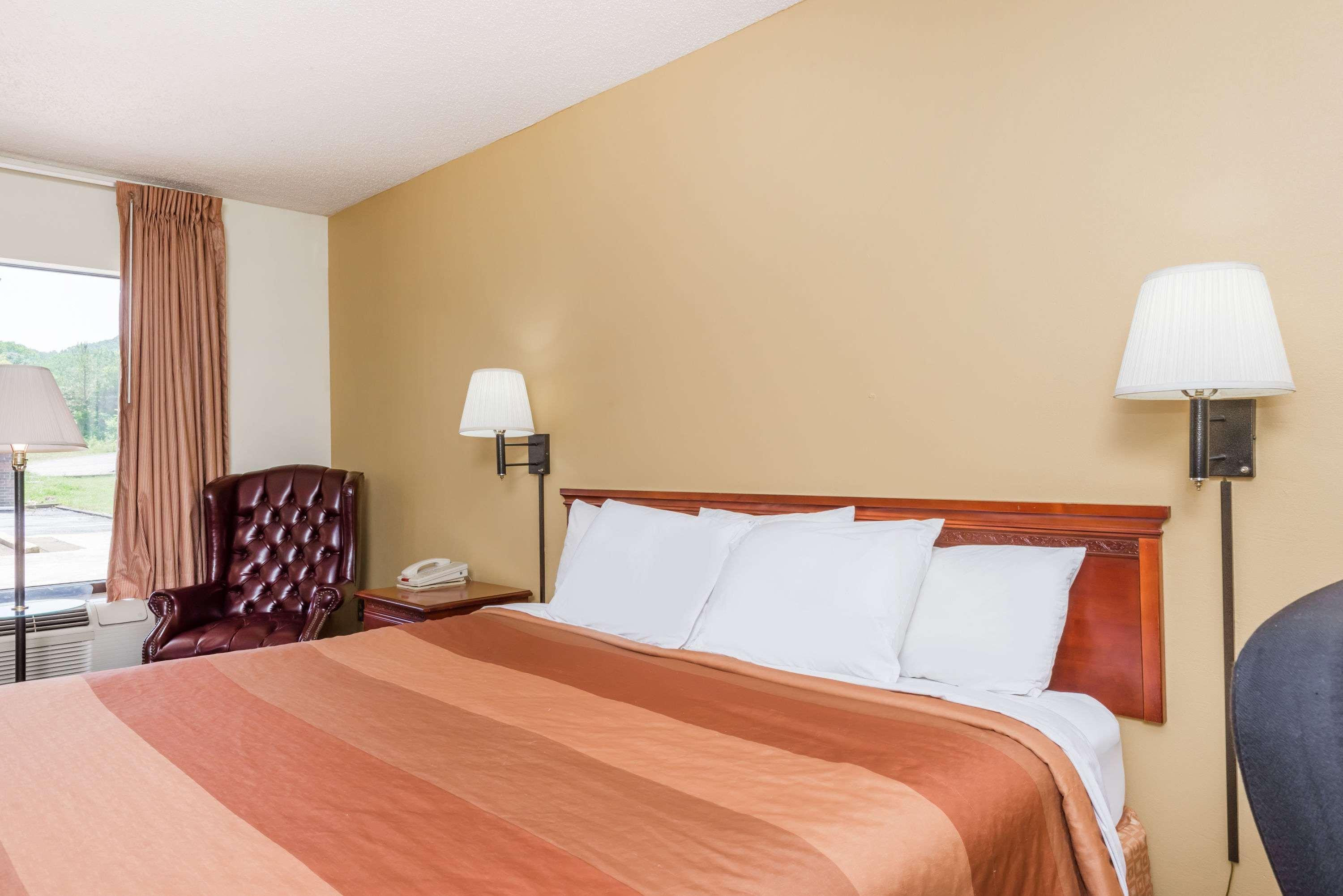 Days Inn By Wyndham Fort Payne Kültér fotó